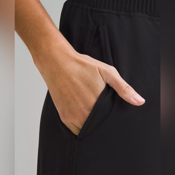 Lululemon Stretch Woven High-Rise Wide-Leg Cropped Pant - Picture 3 of 11